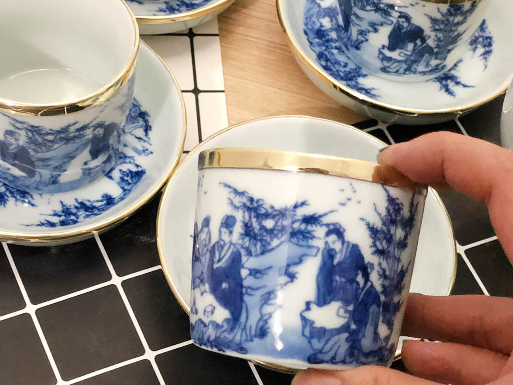 Cặp chén lẻ Bộ ấm tích Bát Tràng số 1 vẽ Trúc Lâm Thất Hiền đầy đủ phụ kiện 1,5l 1